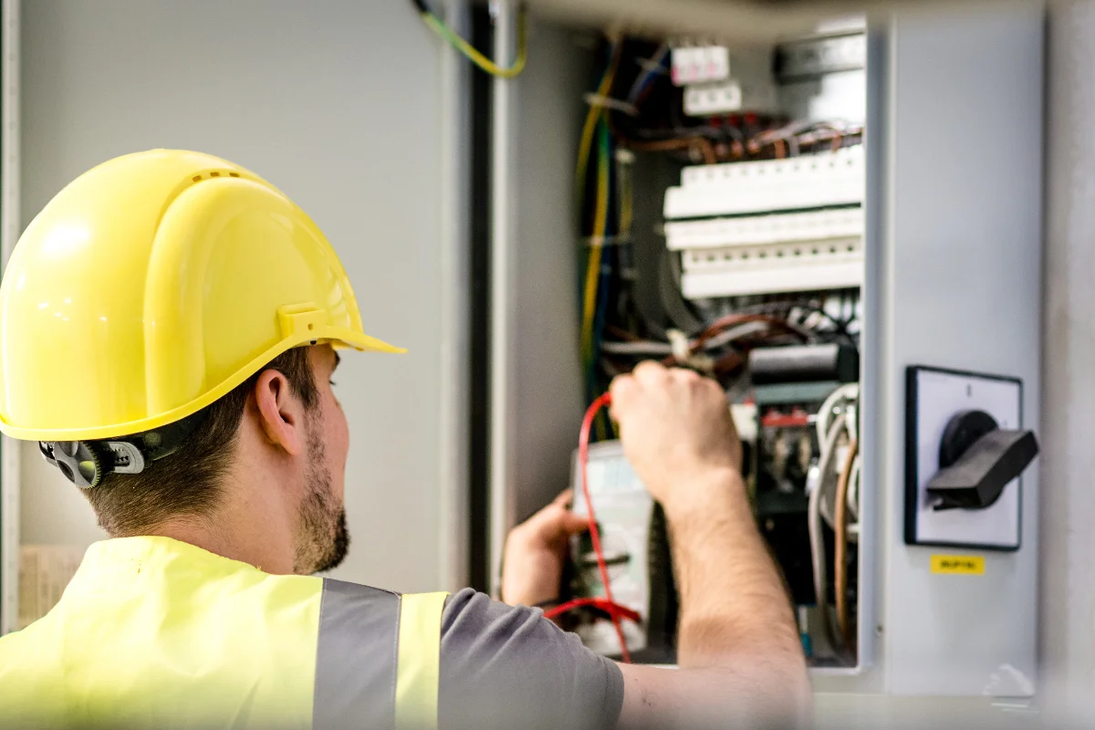 Eletrical Mechanical Courses
